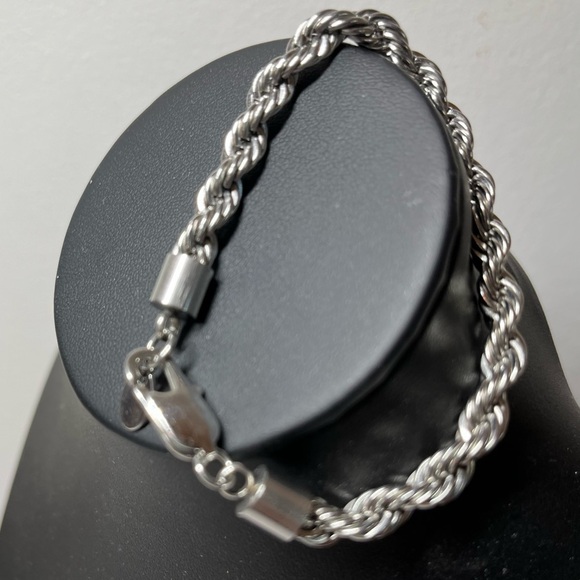 Vintage Silver-tone Rope Chain Bracelet. Substantial - Picture 3 of 5